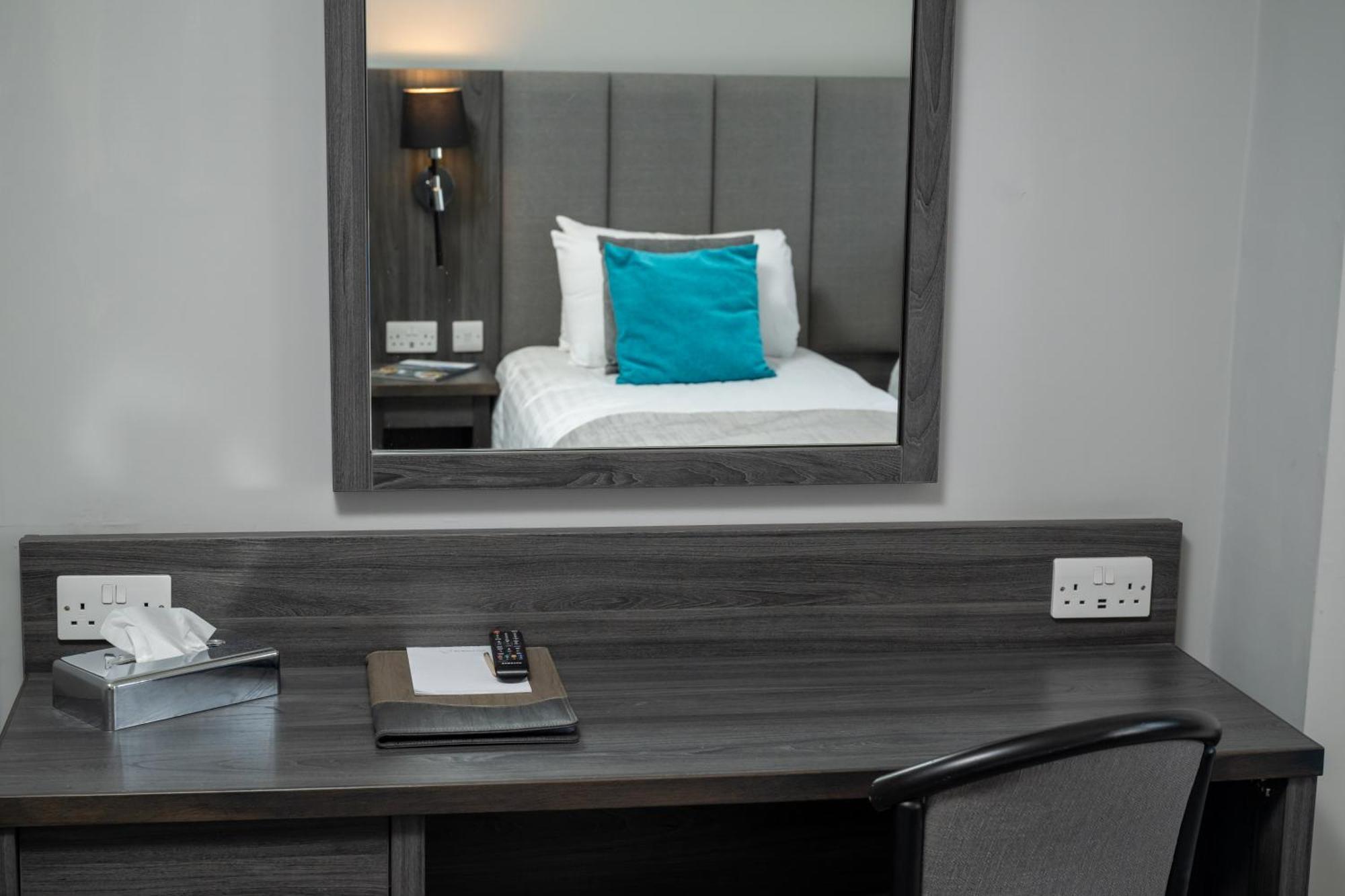 Hawkstone Park Hotell Wem Exteriör bild